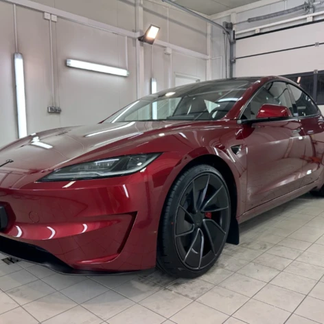 Tesla Model 3 Performance