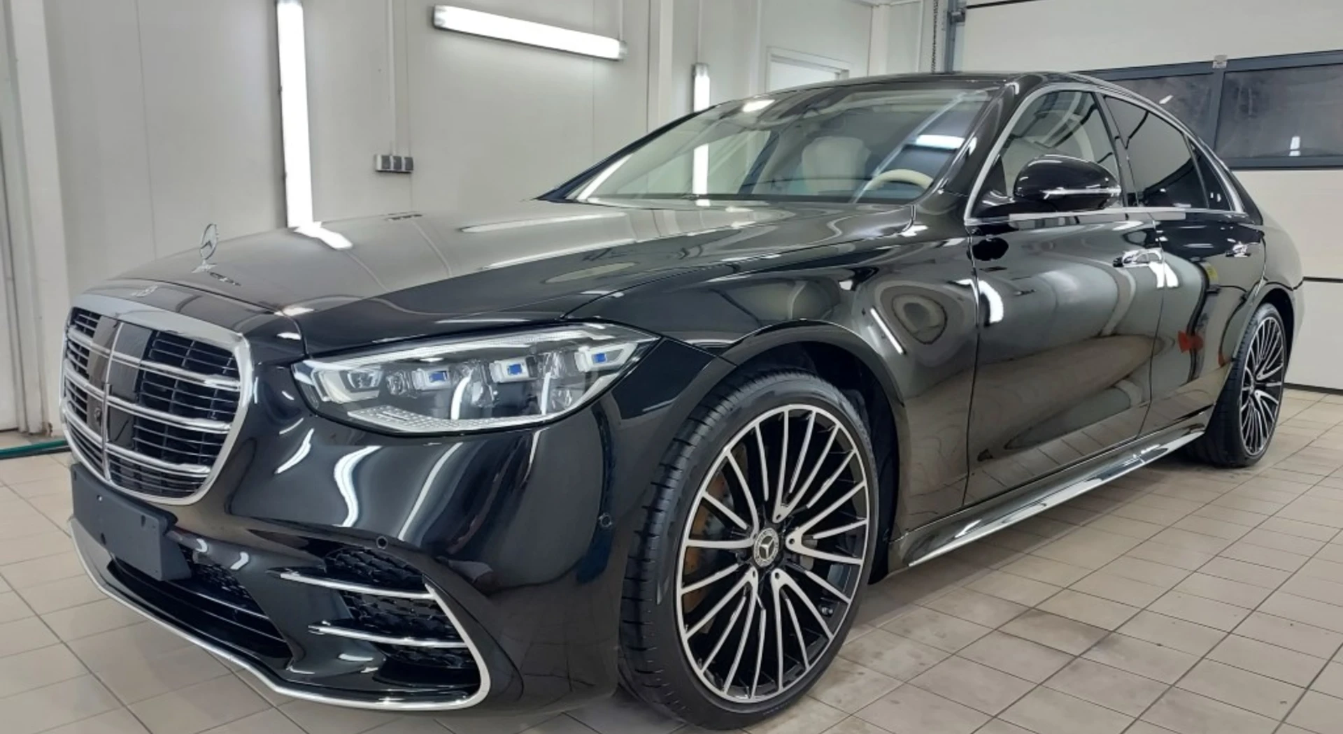 Mercedes-Benz S580